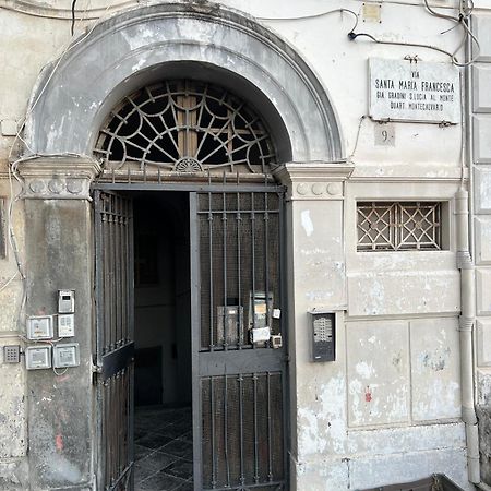 La Casa Della Nonna - Quartierispagnoli Napoli Bagian luar foto