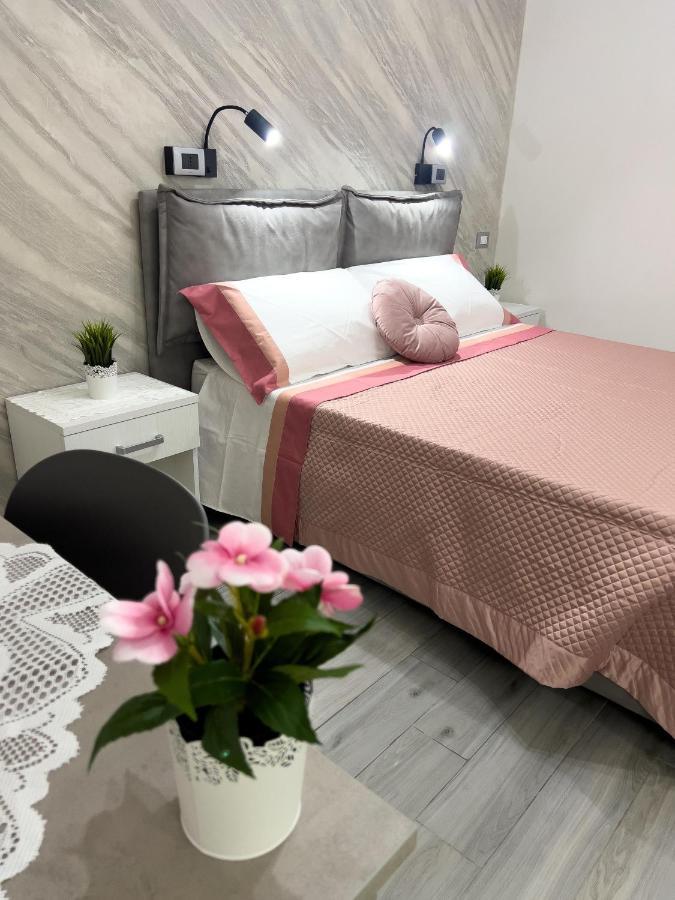 La Casa Della Nonna - Quartierispagnoli Napoli Bagian luar foto